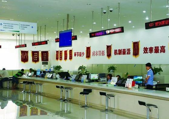 凯发k8省政府取消调整和下放25项行政许可事项